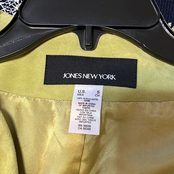 Jacket - Picture 2 of 2